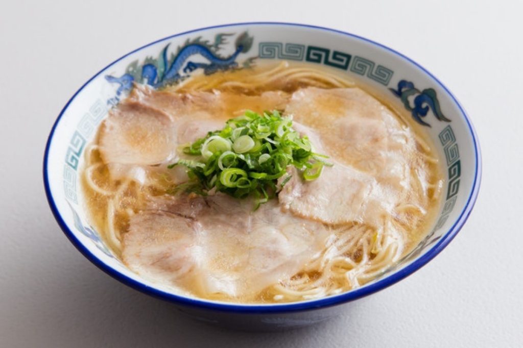 牛骨ラーメン