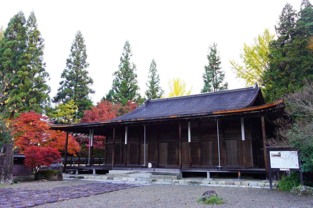 The main hall of Shoren-ji