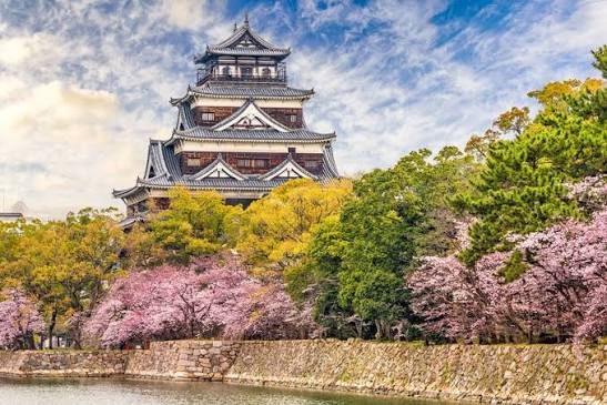 The keep of Hiroshima Castle