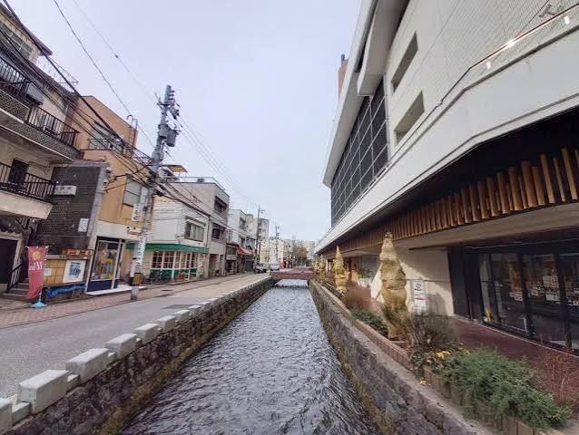 The Kurazuki Canal along Seseragi-dori