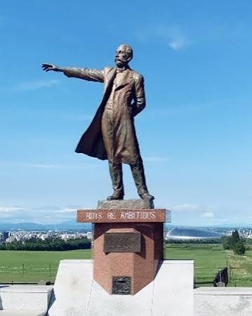 Clark statue at Hitsujigaoka